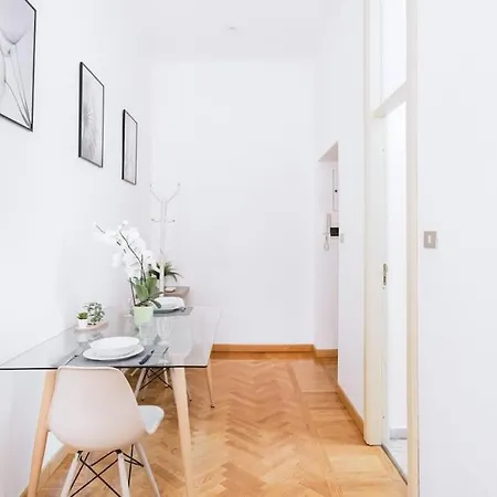 Easylife - - Morrone 21 - Porta Venezia * Milán